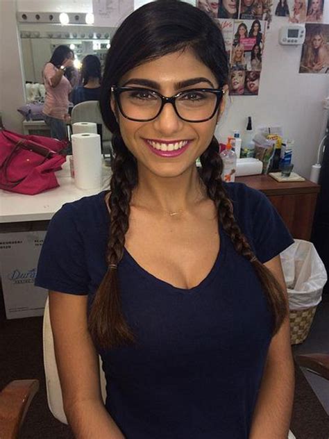 pornhub mia khalifa|Vídeos Pornôs de Mia Khalifa 